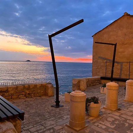 Studio Bisaku Apartment Rovinj